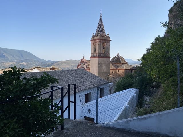 5 slaapkamer Appartement te koop in Zahara de la Sierra - € 160.000 (Ref: 7695482)