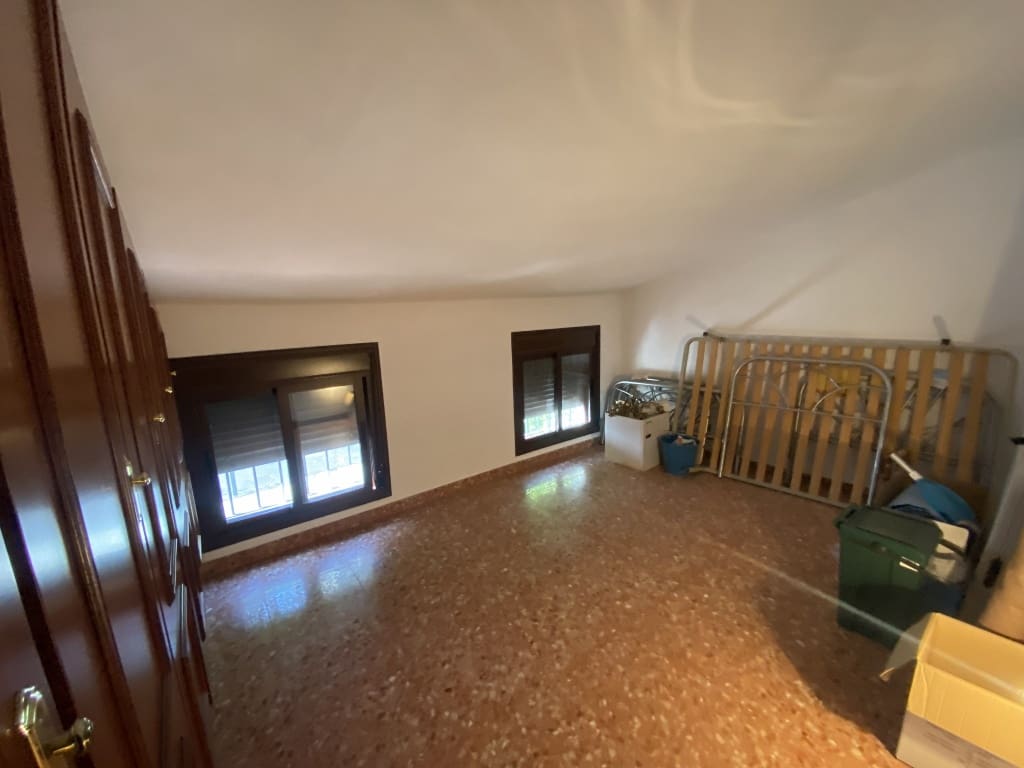 5 soveværelse Lejlighed til salg i Zahara de la Sierra - € 160.000 (Ref: 7695482)