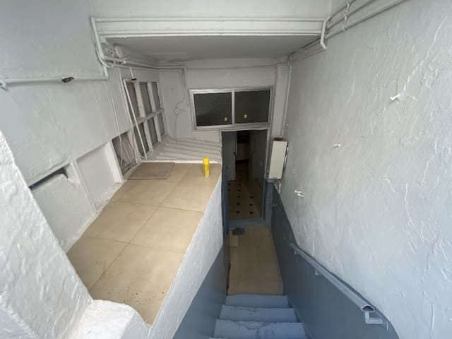 2 bedroom Business for sale in Olvera - € 98,000 (Ref: 7784304)