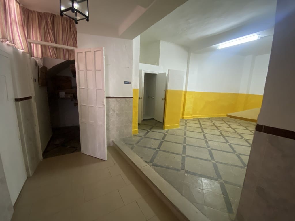 2 soveværelse Virksomhed til salg i Olvera - € 98.000 (Ref: 7784304)