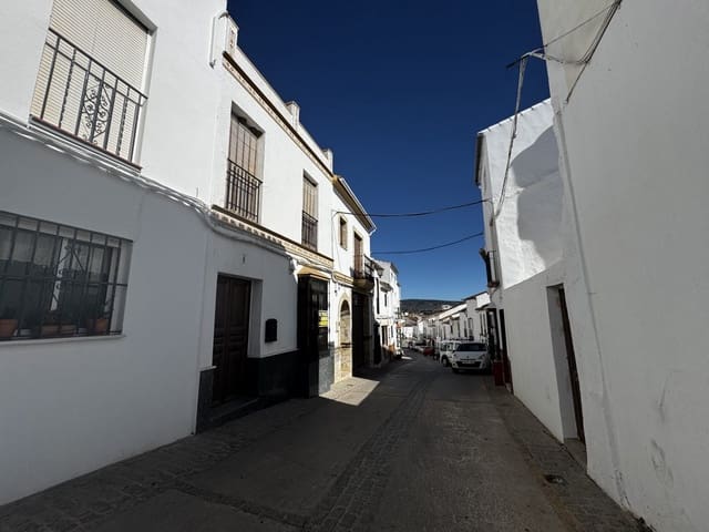 3 bedroom Townhouse for sale in Olvera - € 75,000 (Ref: 7827230)