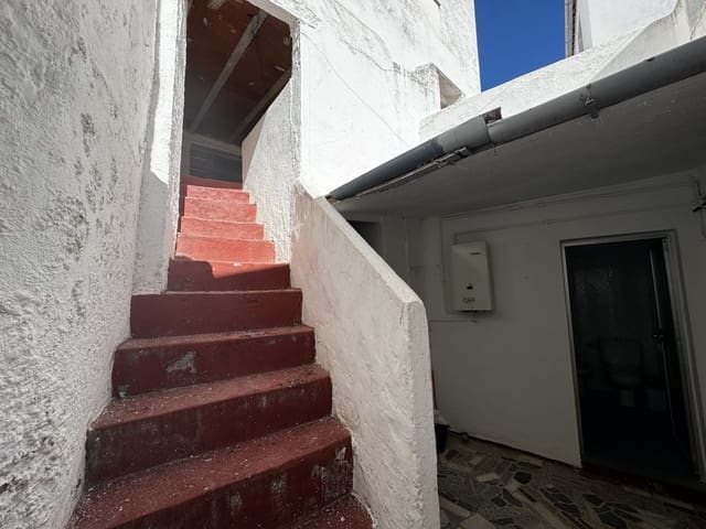 3 bedroom Townhouse for sale in Olvera - € 75,000 (Ref: 7827230)