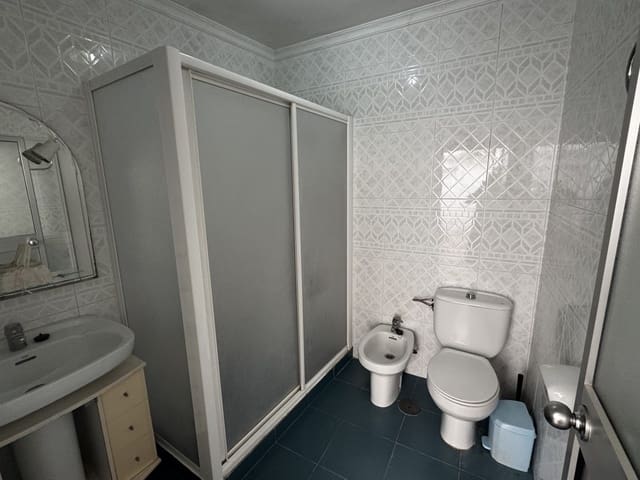 3 bedroom Townhouse for sale in Olvera - € 75,000 (Ref: 7827230)