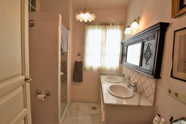 5 soveværelse Byhus til salg i Ronda - € 750.000 (Ref: 7835785)