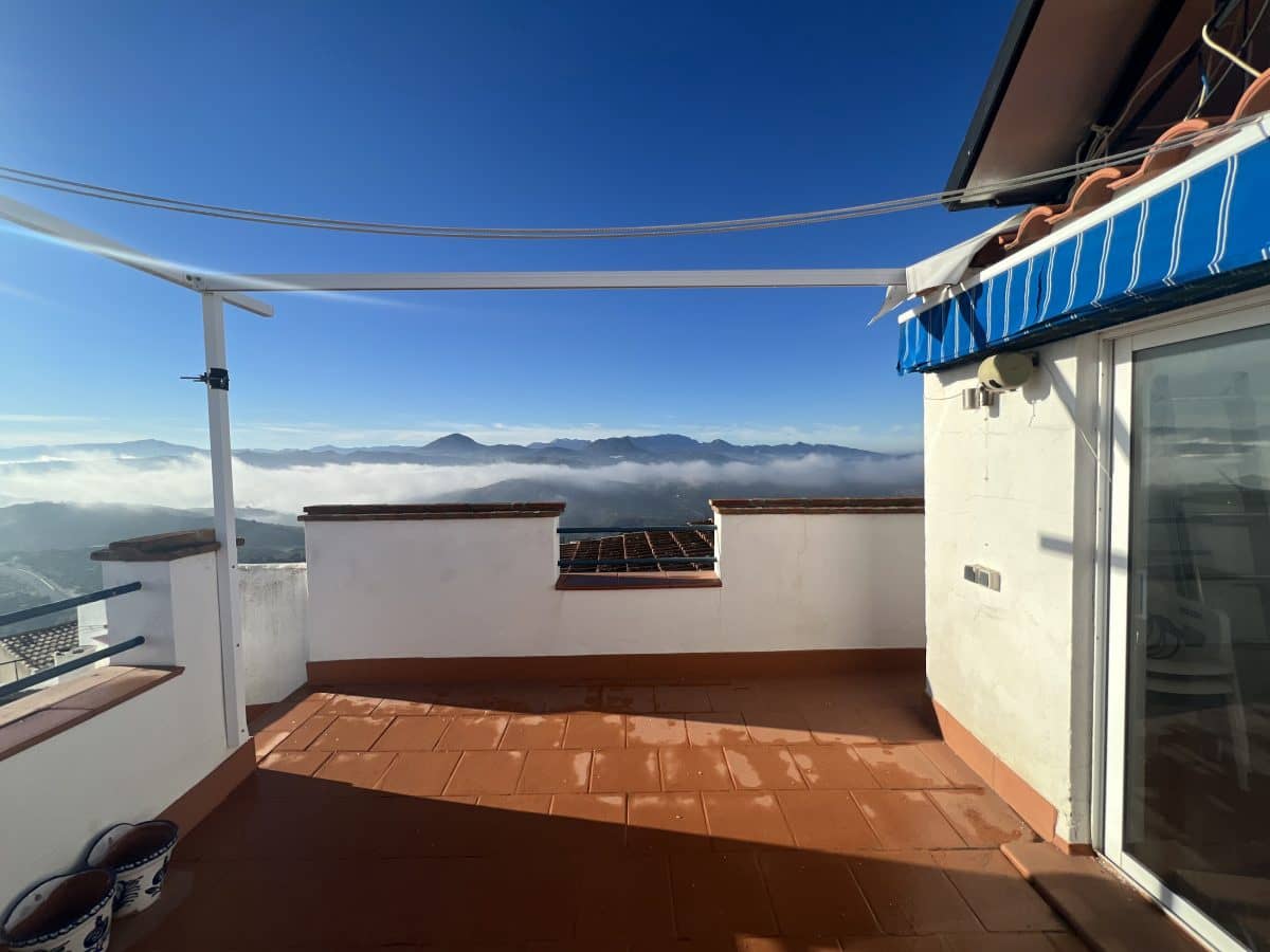 3 bedroom Townhouse for sale in Olvera - € 65,000 (Ref: 7921597)