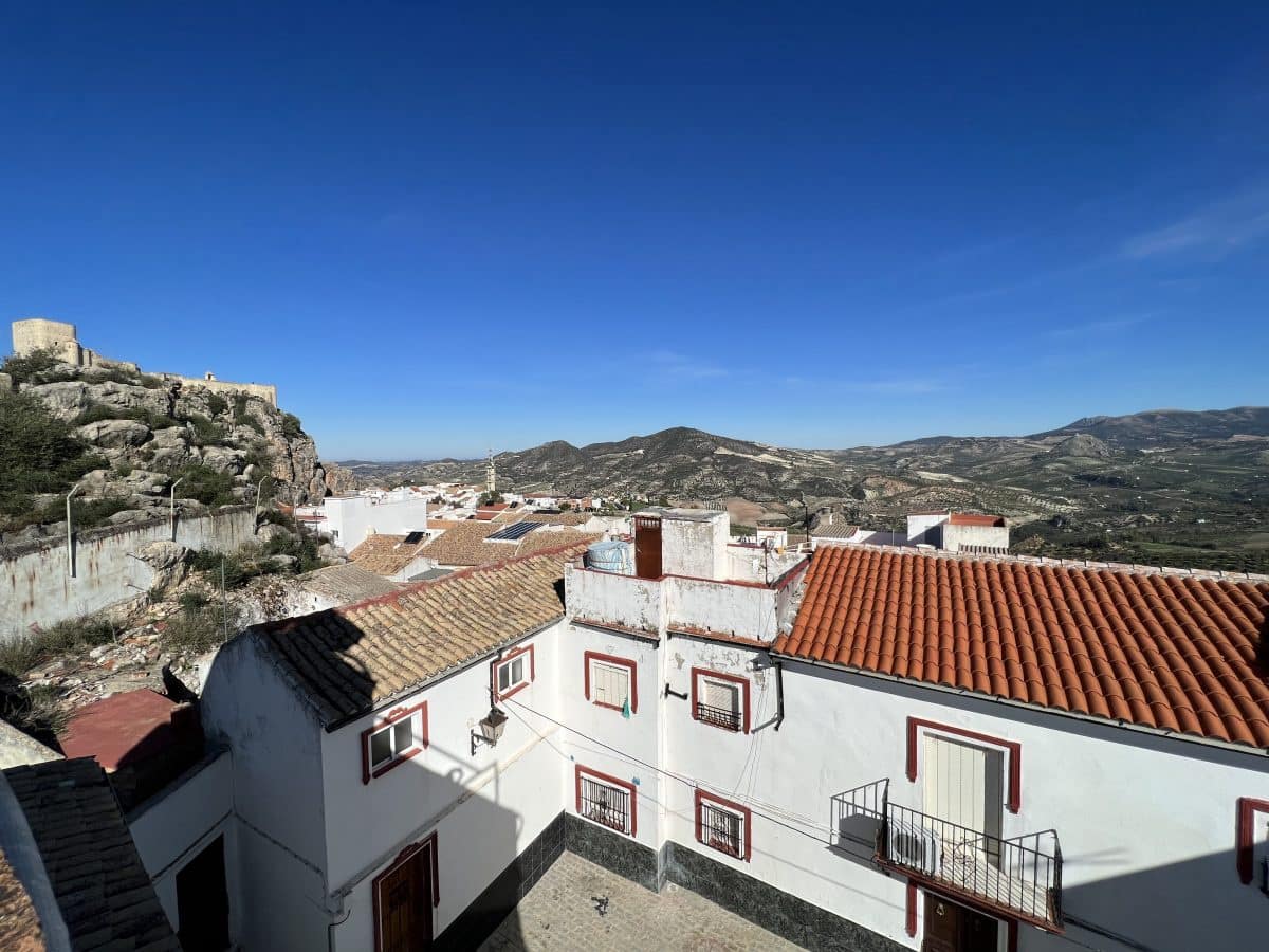 3 bedroom Townhouse for sale in Olvera - € 65,000 (Ref: 7921597)