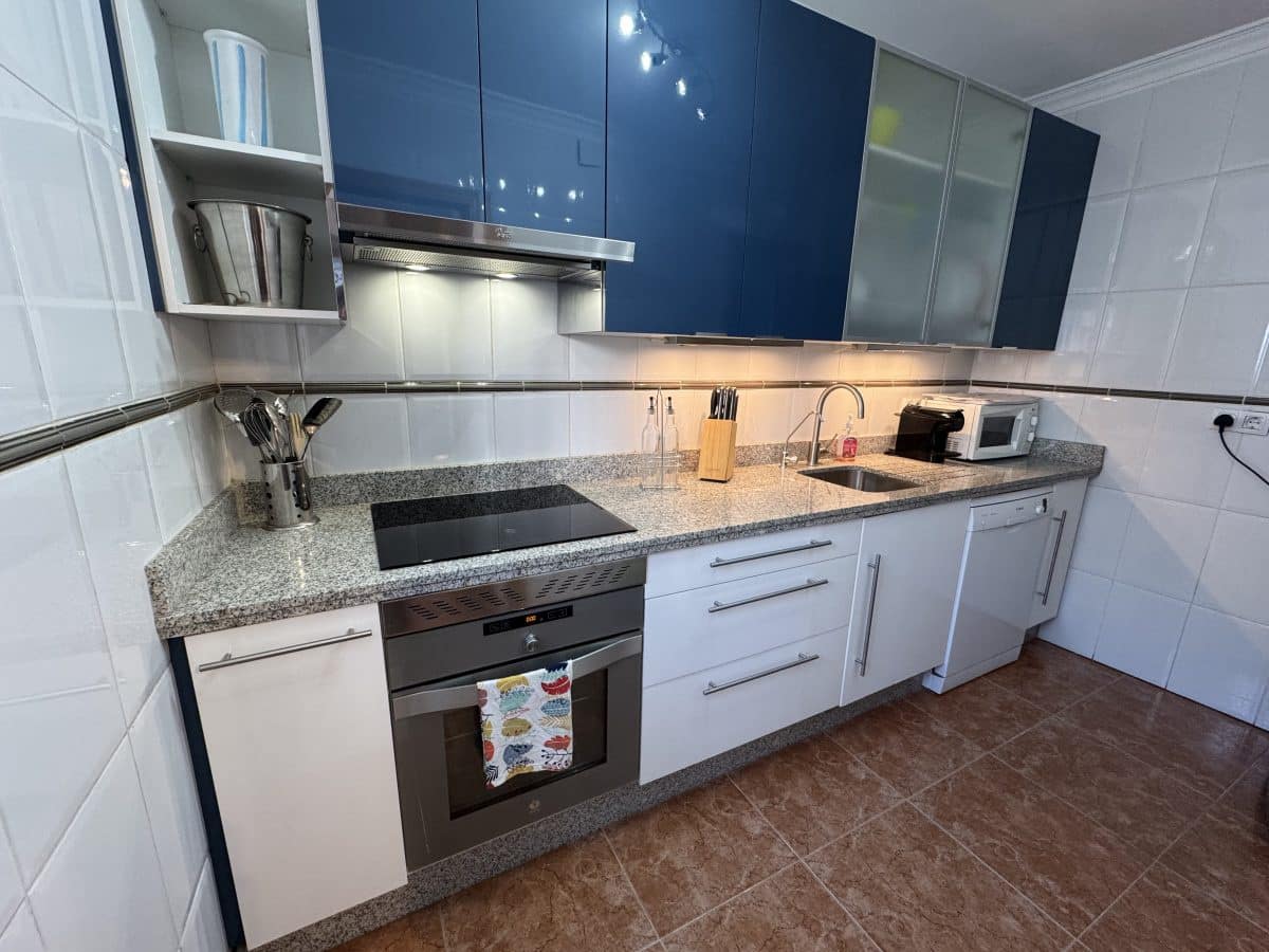 3 bedroom Townhouse for sale in Olvera - € 65,000 (Ref: 7921597)