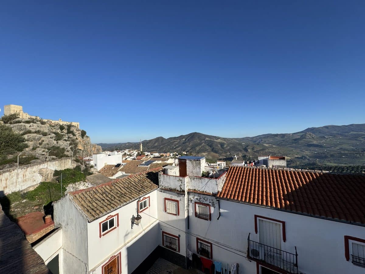 3 bedroom Townhouse for sale in Olvera - € 65,000 (Ref: 7921597)