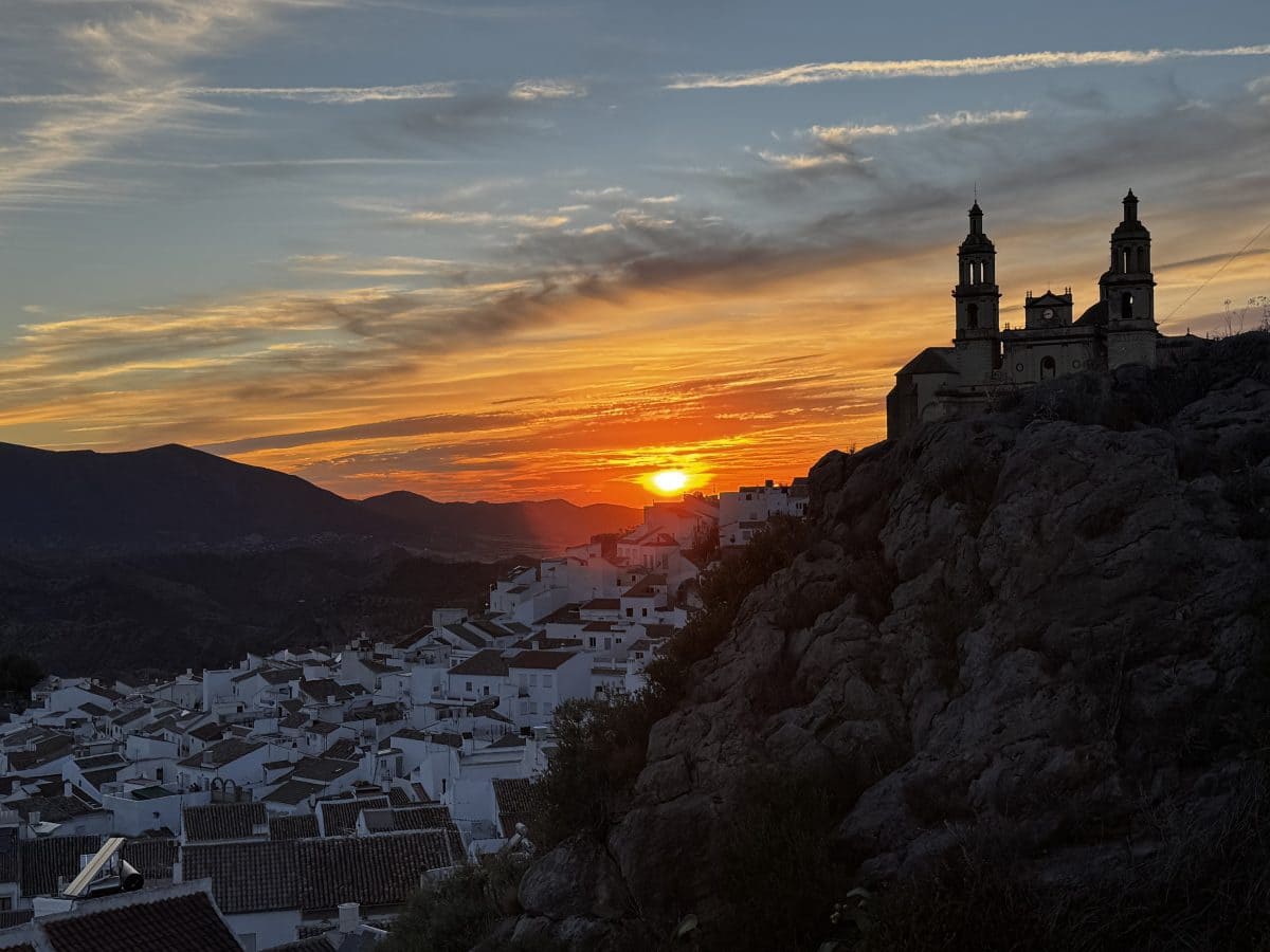 3 bedroom Townhouse for sale in Olvera - € 65,000 (Ref: 7921597)