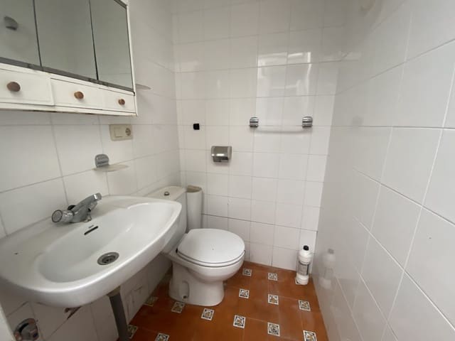 3 bedroom Townhouse for sale in Olvera - € 66,000 (Ref: 8016485)