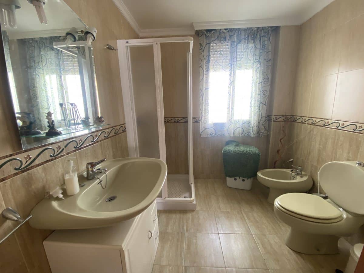 6 camera da letto Casa in vendita in Olvera - 107.958 € (Rif: 8022677)