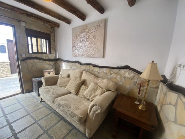 4 bedroom Townhouse for sale in Olvera with pool - € 99,500 (Ref: 8202441)