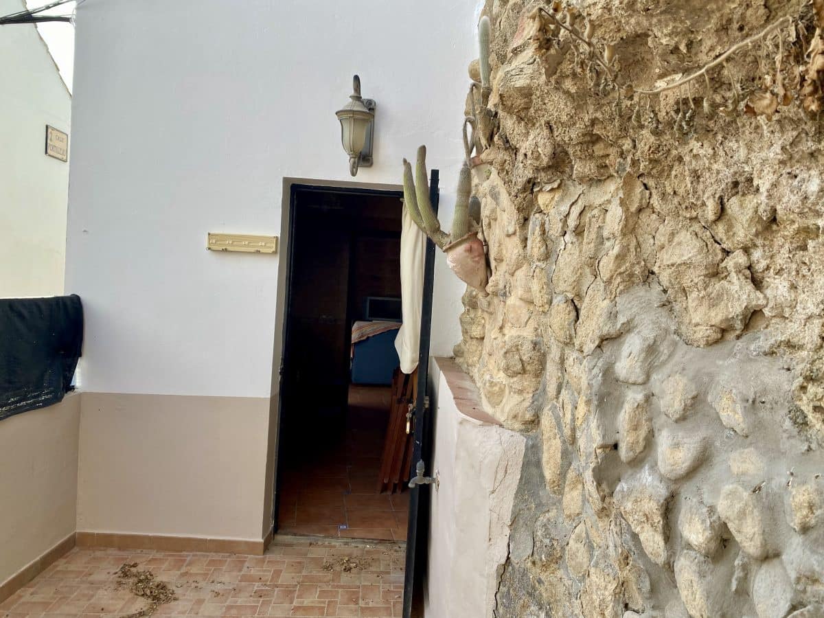 3 soveværelse Byhus til salg i Torre-Alhaquime - € 66.000 (Ref: 8303255)