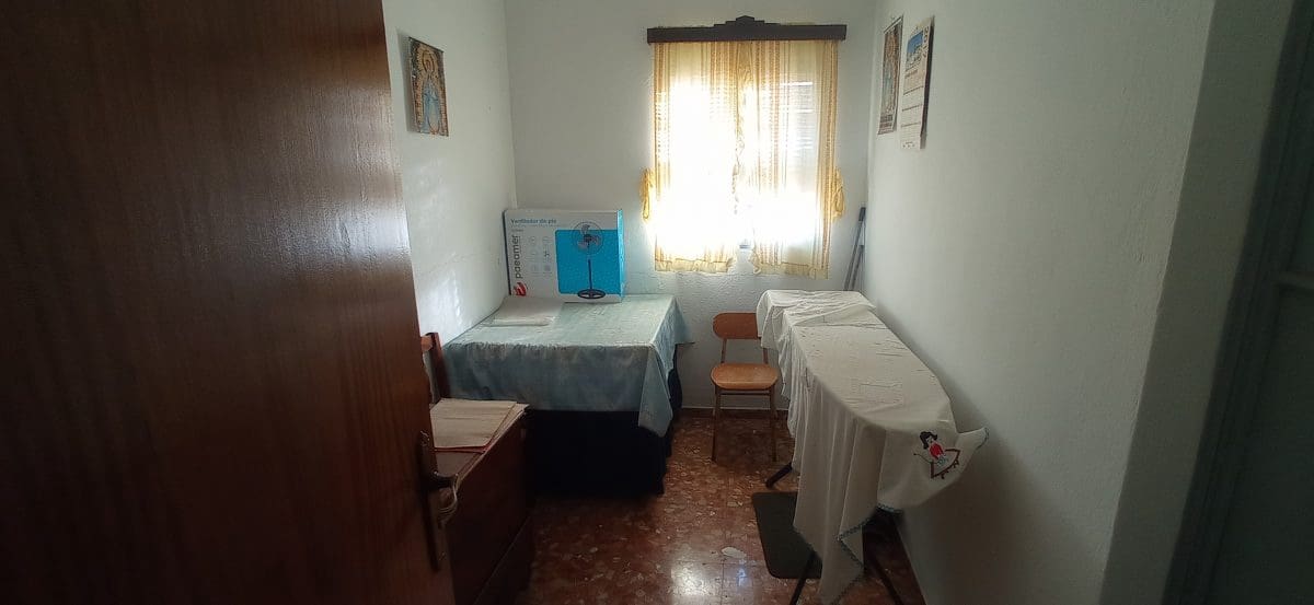 3 makuuhuone Omakotitalo myytävänä paikassa Olvera - 88 000 € (Ref: 8303257)