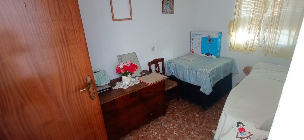 3 makuuhuone Omakotitalo myytävänä paikassa Olvera - 88 000 € (Ref: 8303257)