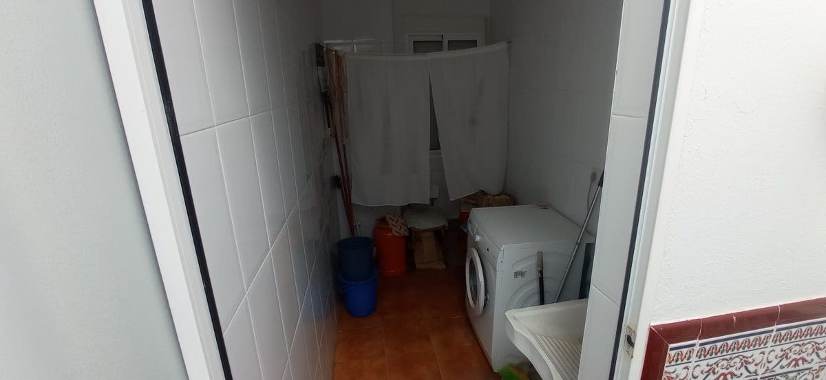 3 makuuhuone Omakotitalo myytävänä paikassa Olvera - 88 000 € (Ref: 8303257)