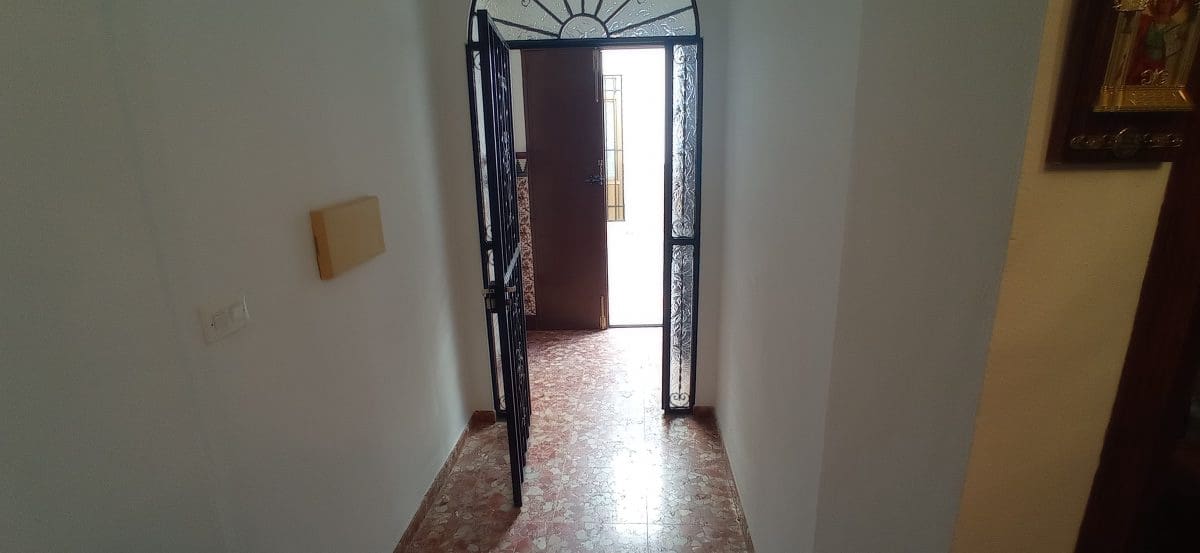 3 makuuhuone Omakotitalo myytävänä paikassa Olvera - 88 000 € (Ref: 8303257)