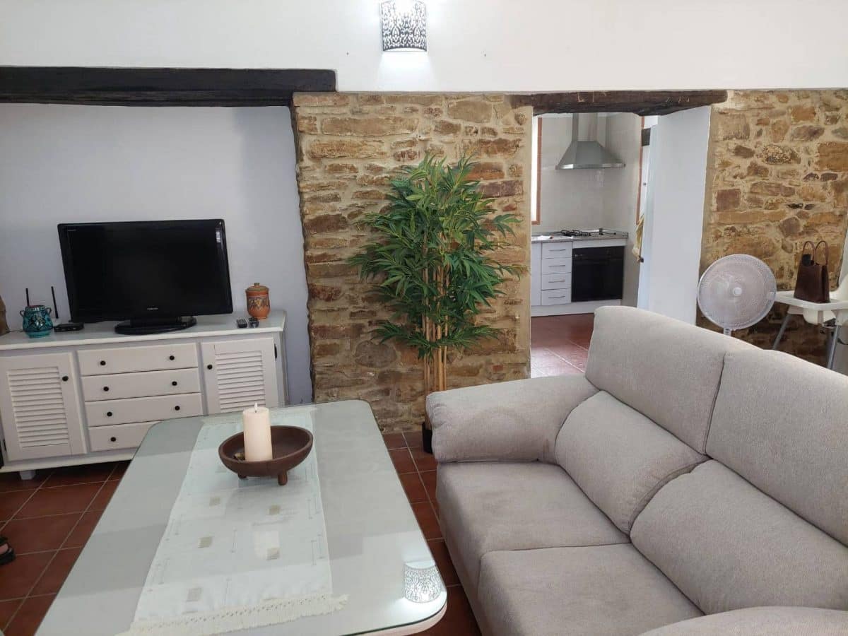 2 soveværelse Byhus til salg i Cortes de la Frontera med swimmingpool - € 150.000 (Ref: 8303260)