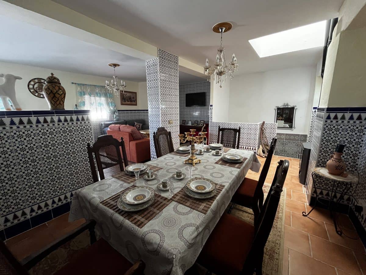 3 slaapkamer Huis te koop in Olvera - € 125.000 (Ref: 8303261)