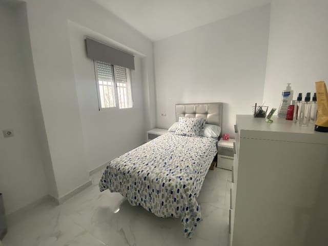 3 bedroom Townhouse for sale in Olvera - € 160,000 (Ref: 8303263)