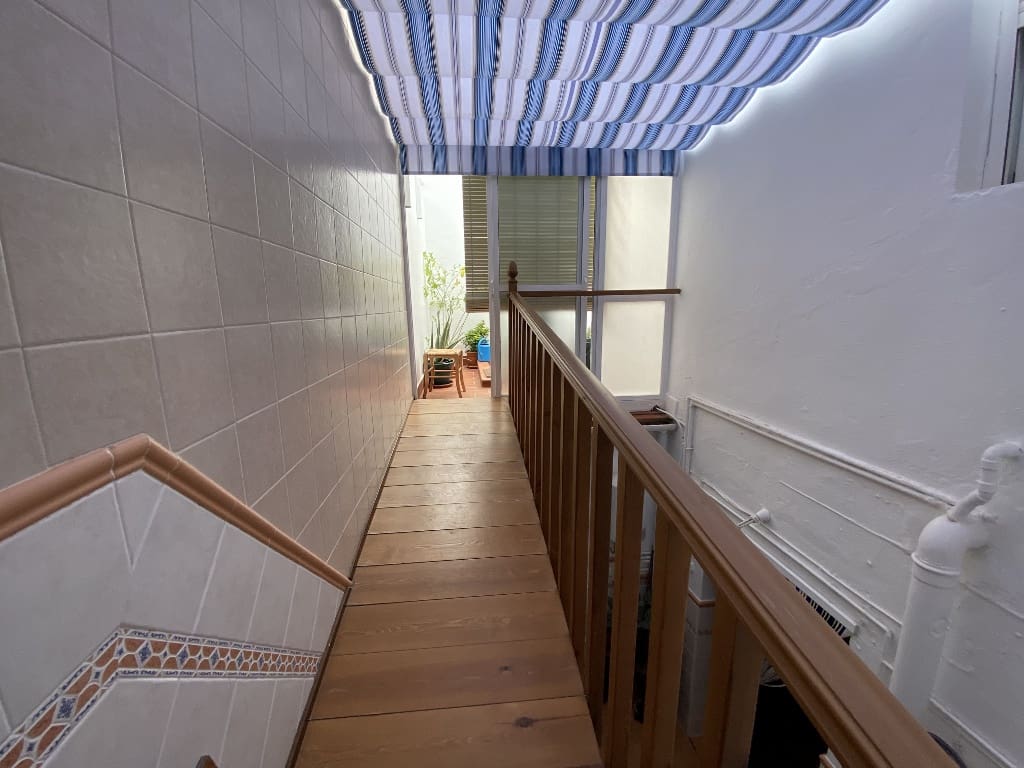 5 slaapkamer Huis te koop in Olvera - € 175.000 (Ref: 8303264)