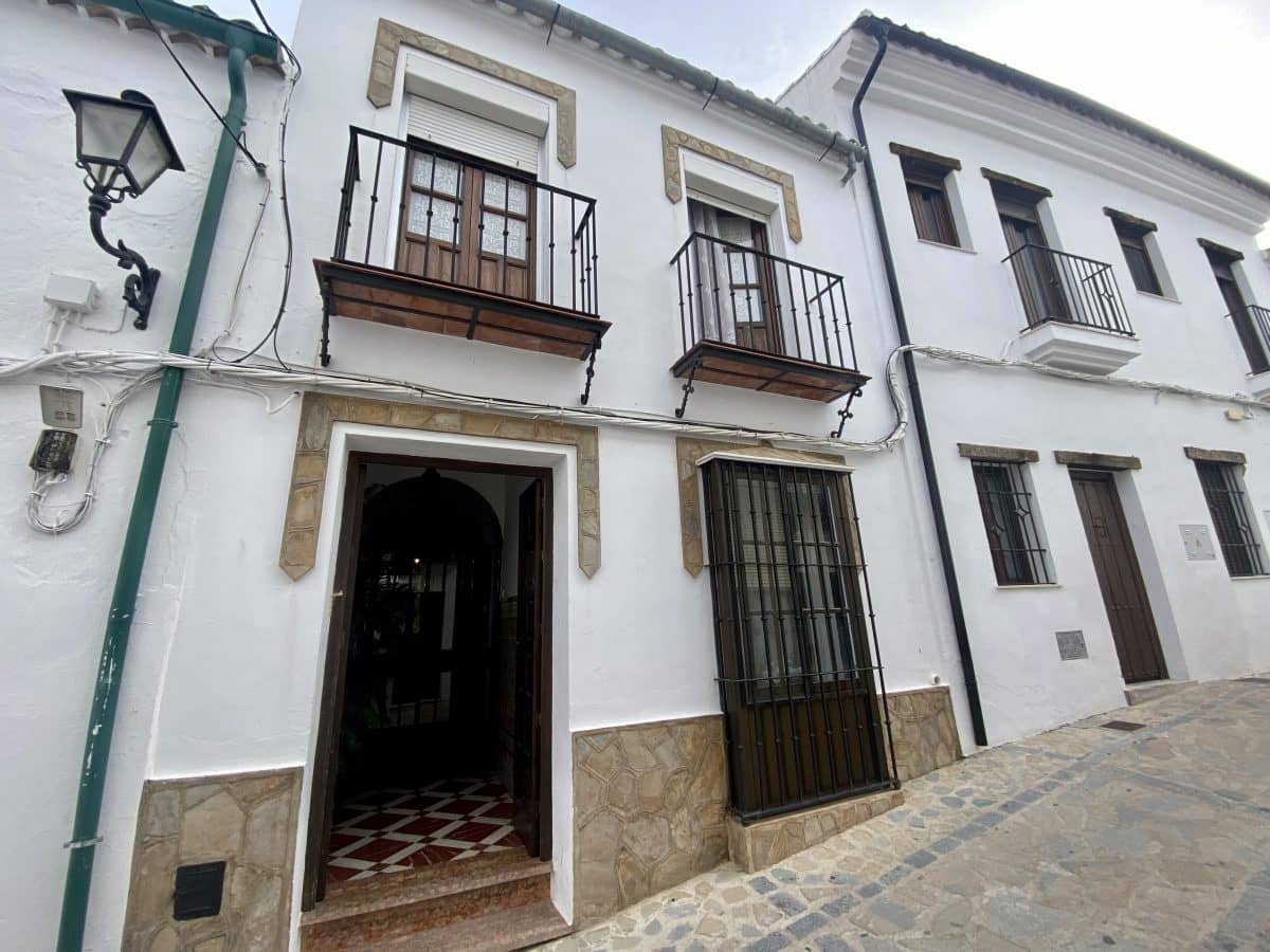 7 soveværelse Hotel til salg i Zahara de la Sierra - € 299.000 (Ref: 8303267)