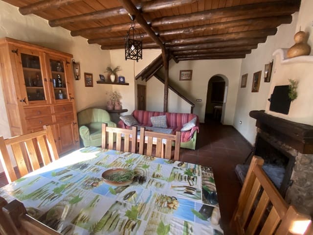 7 bedroom Business for sale in Zahara de la Sierra - € 420,000 (Ref: 8303269)