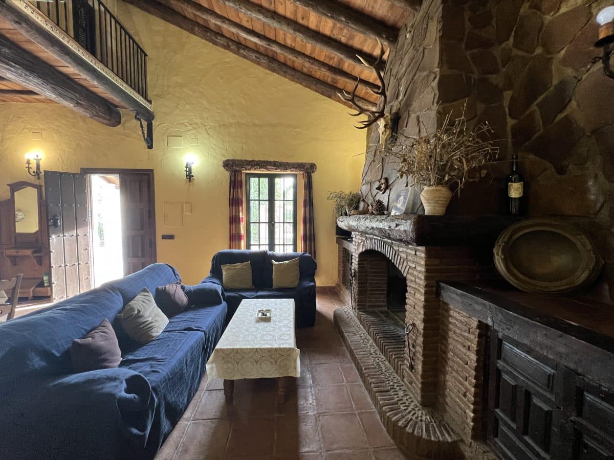 4 quarto Moradia para venda em Zahara de la Sierra com piscina - 530 000 € (Ref: 8303271)
