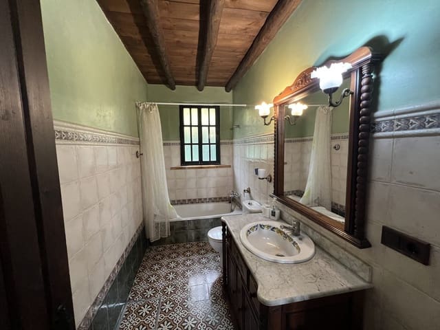 4 chambre Villa/Maison à vendre à Zahara de la Sierra avec piscine - 530 000 € (Ref: 8303271)