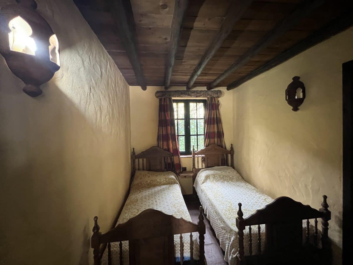 4 quarto Moradia para venda em Zahara de la Sierra com piscina - 530 000 € (Ref: 8303271)