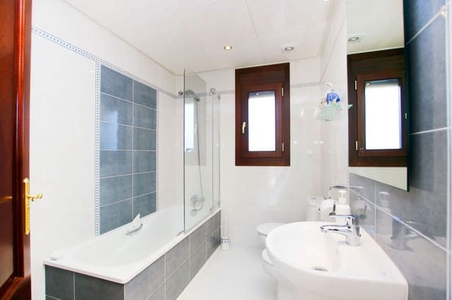 5 soveværelse Villa til salg i Ronda med swimmingpool - € 1.395.000 (Ref: 8303272)