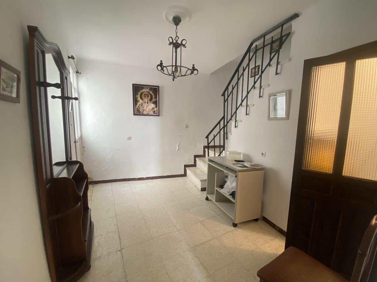 3 quarto Casa em Banda para venda em Olvera - 72 000 € (Ref: 8332709)