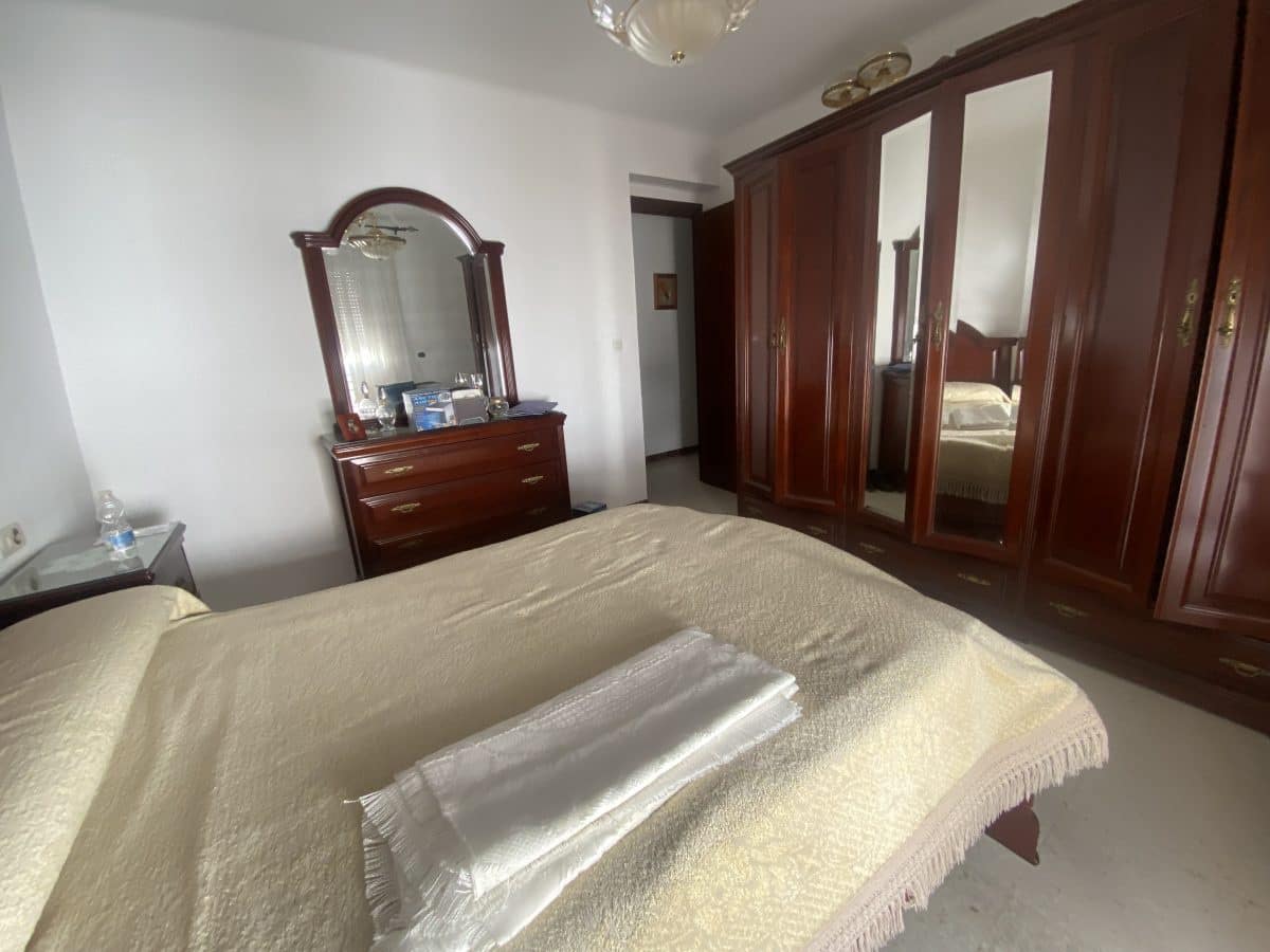 3 quarto Casa em Banda para venda em Olvera - 72 000 € (Ref: 8332709)