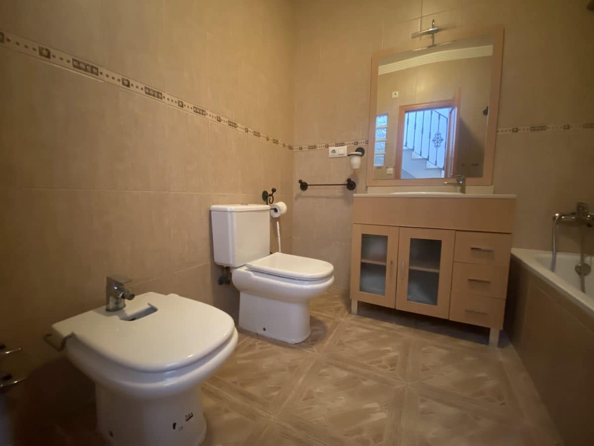 3 soveværelse Erhverv til salg i Olvera - € 175.000 (Ref: 8343981)