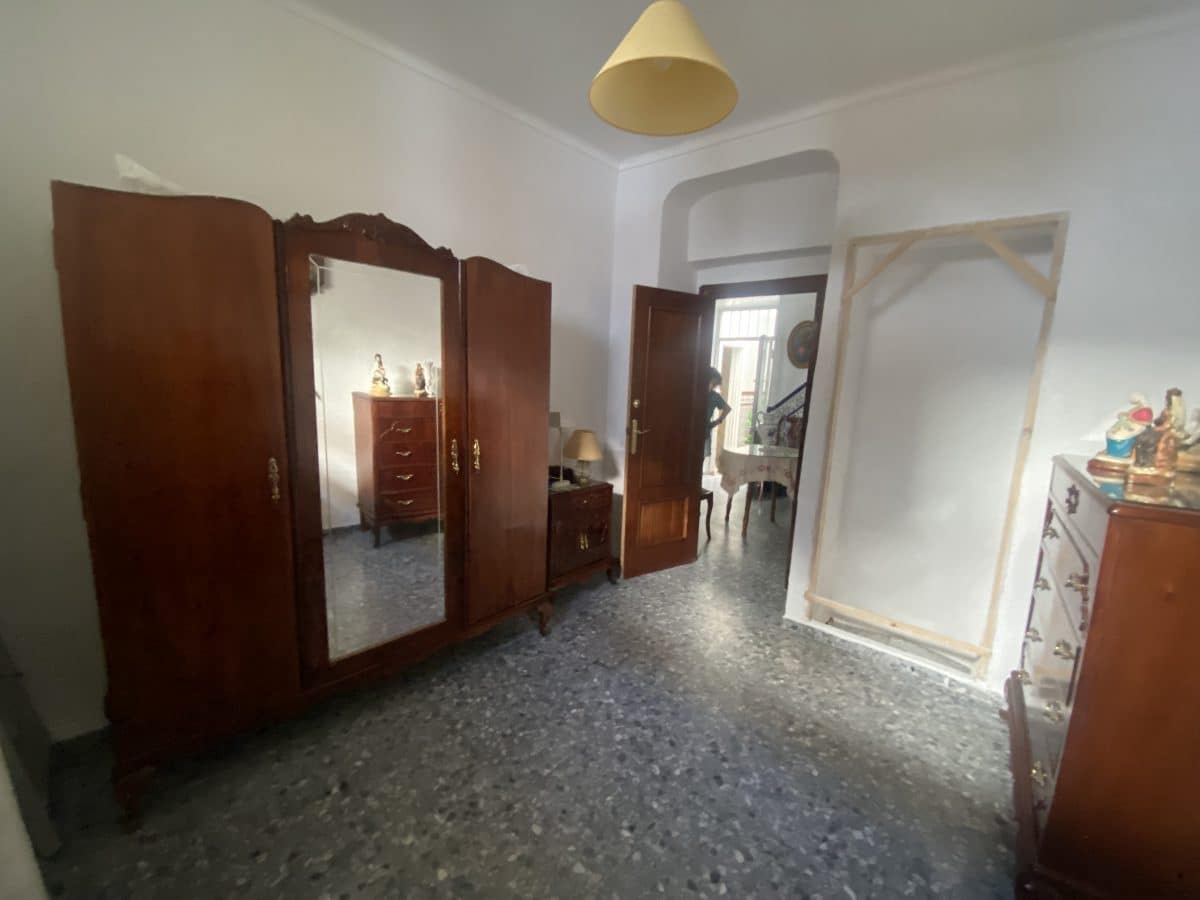 4 soveværelse Byhus til salg i Olvera - € 89.500 (Ref: 8530882)