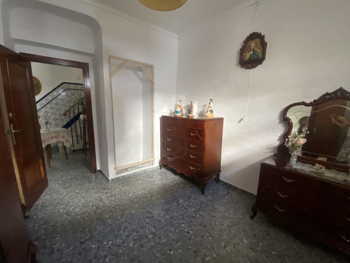 4 soveværelse Byhus til salg i Olvera - € 89.500 (Ref: 8530882)