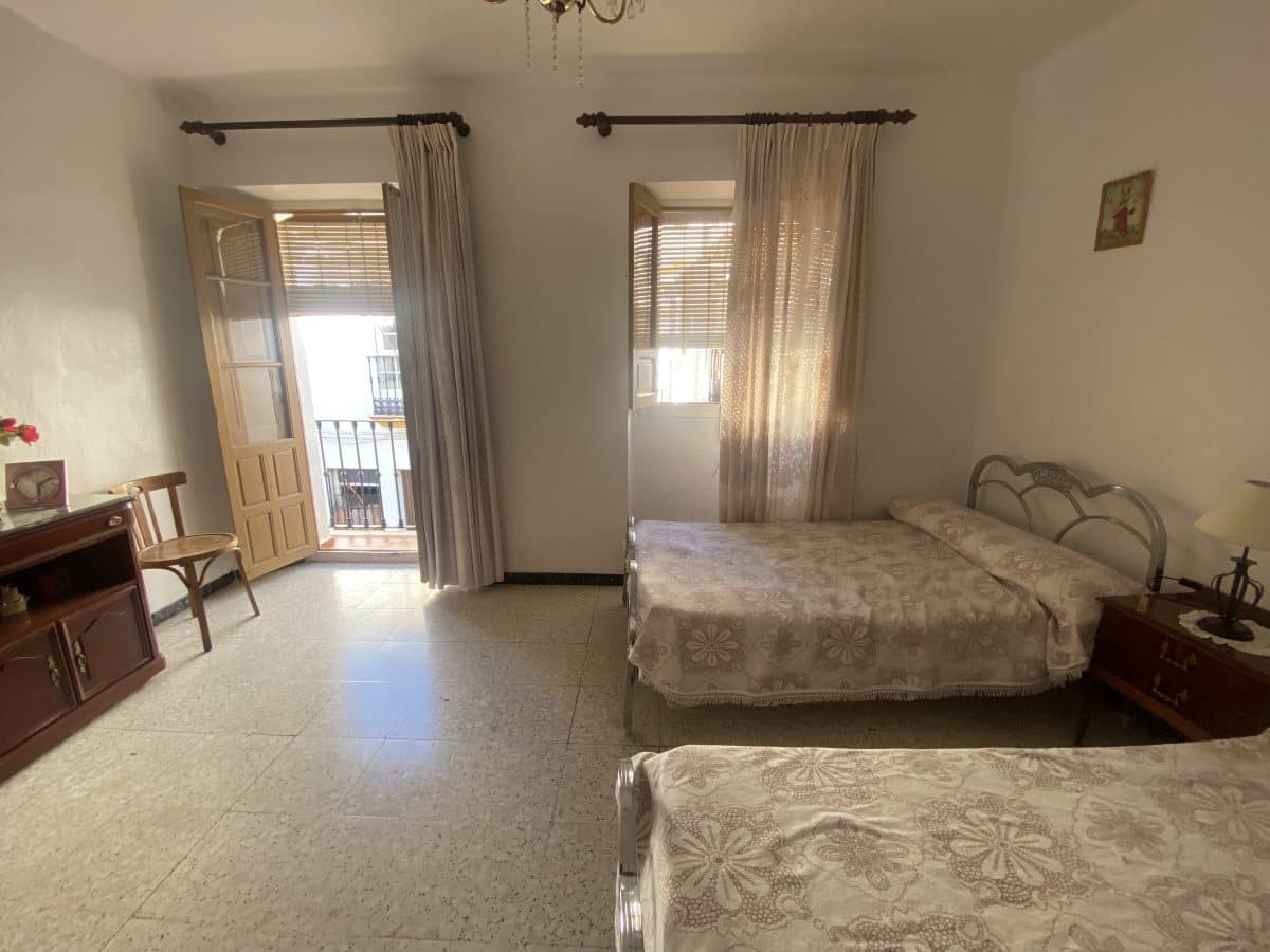 4 soveværelse Byhus til salg i Olvera - € 89.500 (Ref: 8530882)