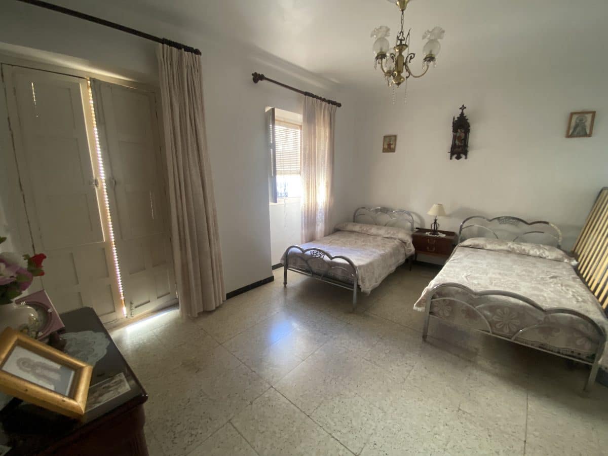 4 soveværelse Byhus til salg i Olvera - € 89.500 (Ref: 8530882)