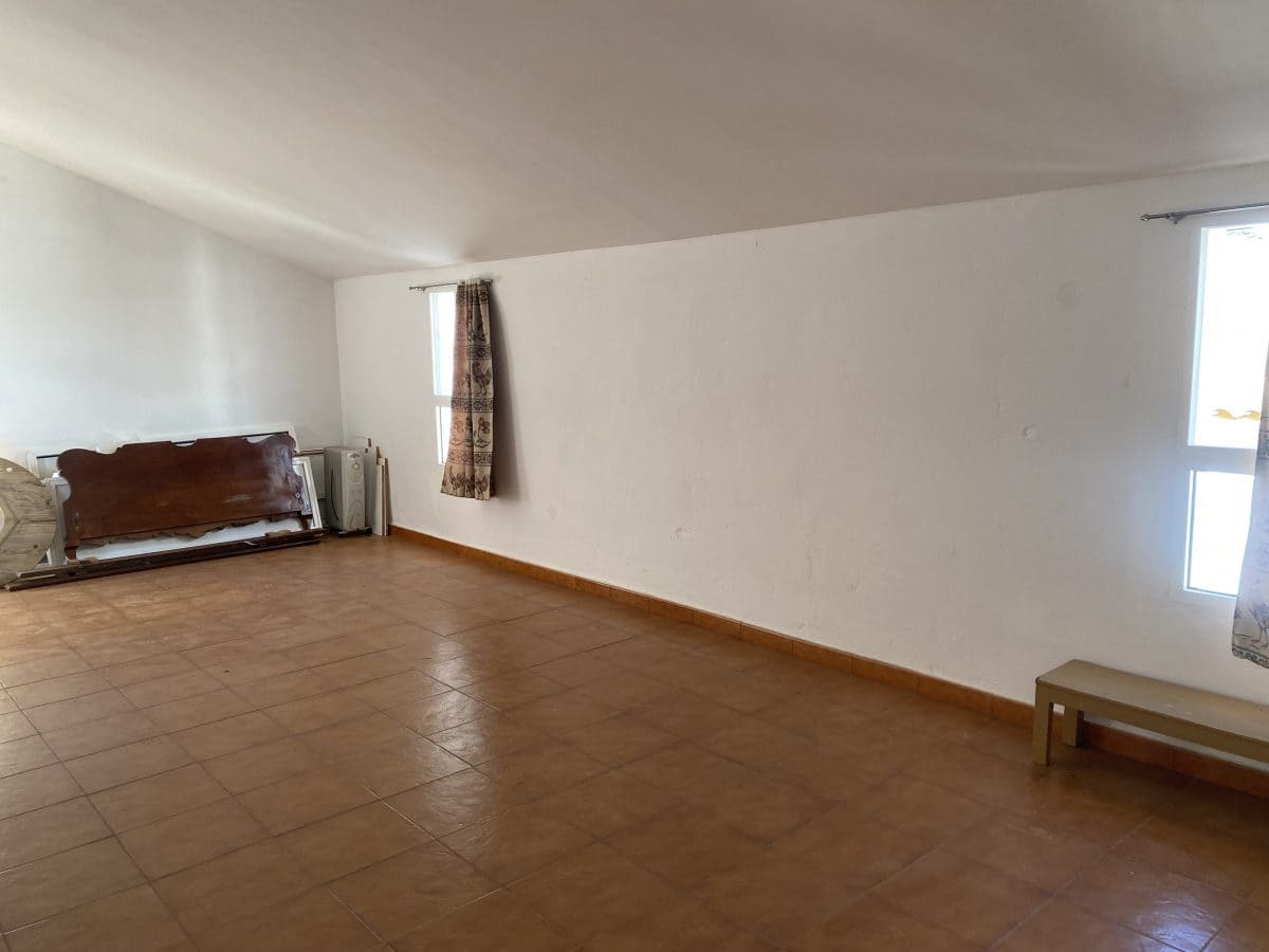 4 soveværelse Byhus til salg i Olvera - € 89.500 (Ref: 8530882)