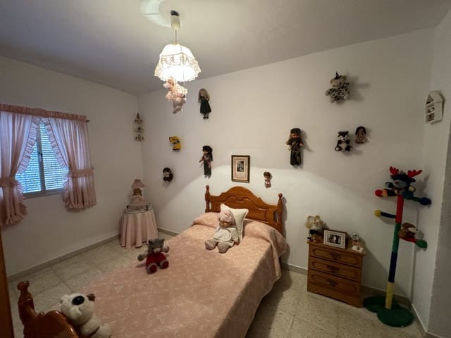 3 bedroom Townhouse for sale in Olvera - € 60,000 (Ref: 8605400)