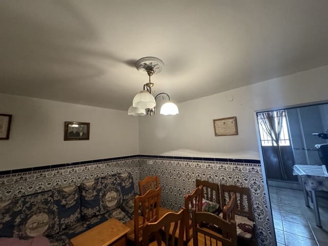 3 bedroom Townhouse for sale in Olvera - € 60,000 (Ref: 8605401)