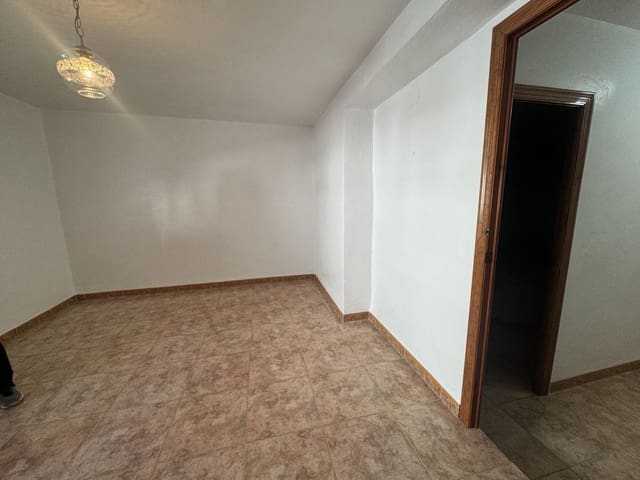 4 sovrum Hus till salu i Pruna - 79 500 € (Ref: 8605402)