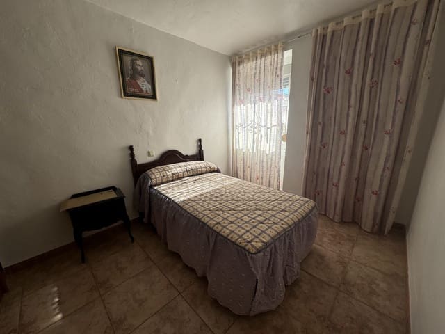 4 soverom Hus til salgs i Pruna - € 79 500 (Ref: 8605402)