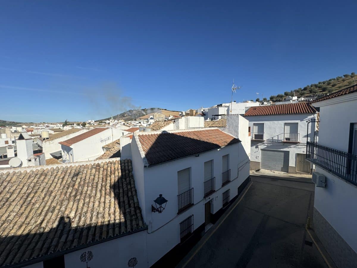 6 soverom Hus til salgs i Pruna - € 85 000 (Ref: 8693225)