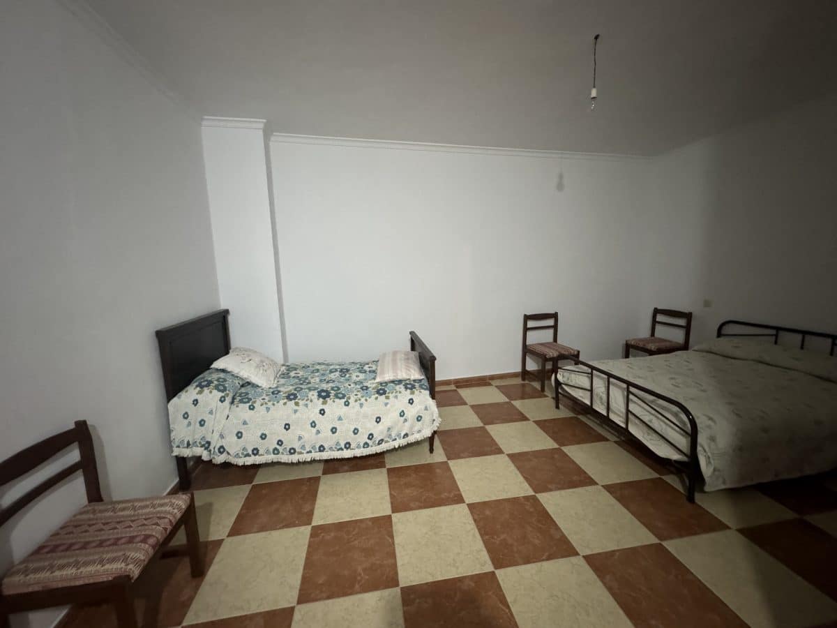 6 soverom Hus til salgs i Pruna - € 85 000 (Ref: 8693225)