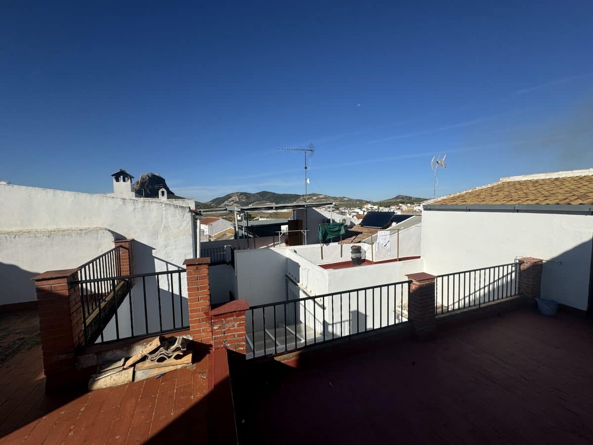 6 soverom Hus til salgs i Pruna - € 85 000 (Ref: 8693225)