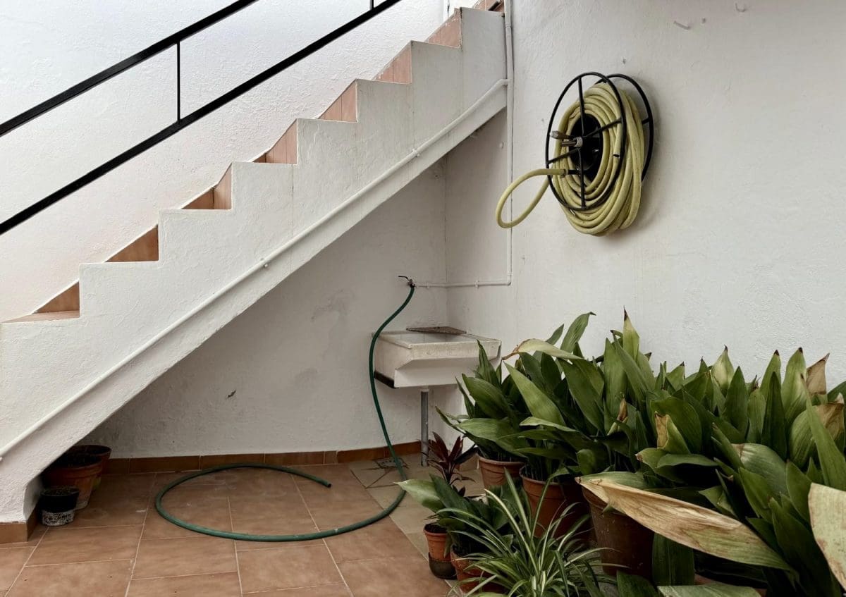 4 bedroom Townhouse for sale in Olvera - € 95,000 (Ref: 8848145)