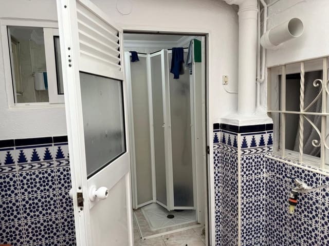 4 slaapkamer Huis te koop in Olvera - € 95.000 (Ref: 8848145)