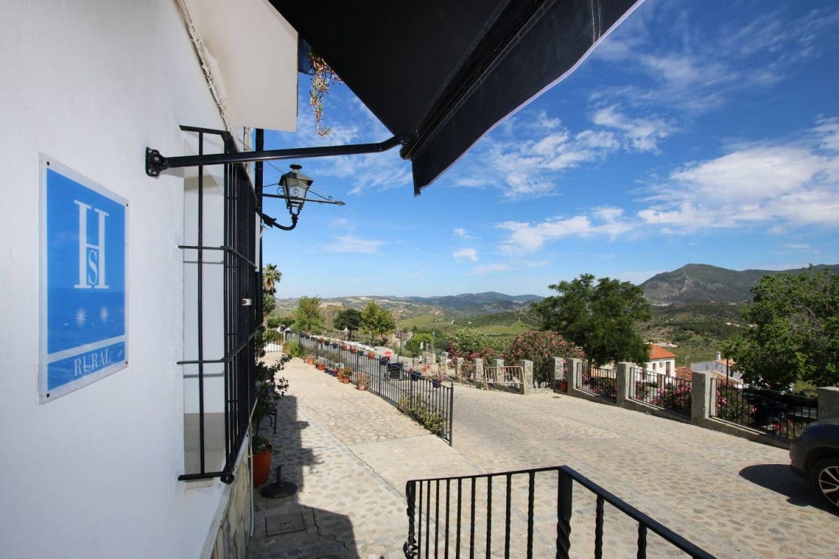 9 soveværelse Hotel til salg i Zahara de la Sierra - € 1.200.000 (Ref: 8880885)