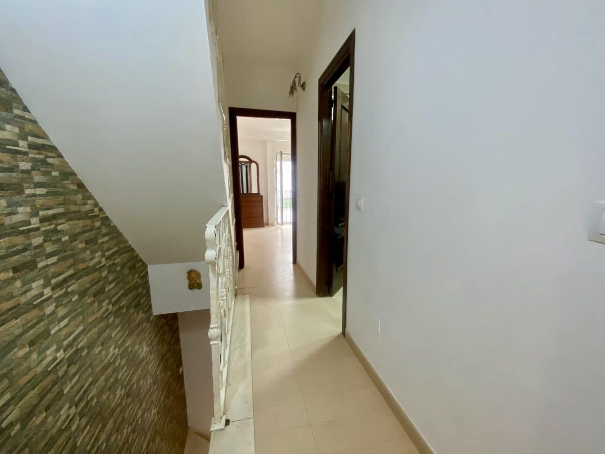 3 soverom Hus til salgs i Olvera - € 80 000 (Ref: 9129212)